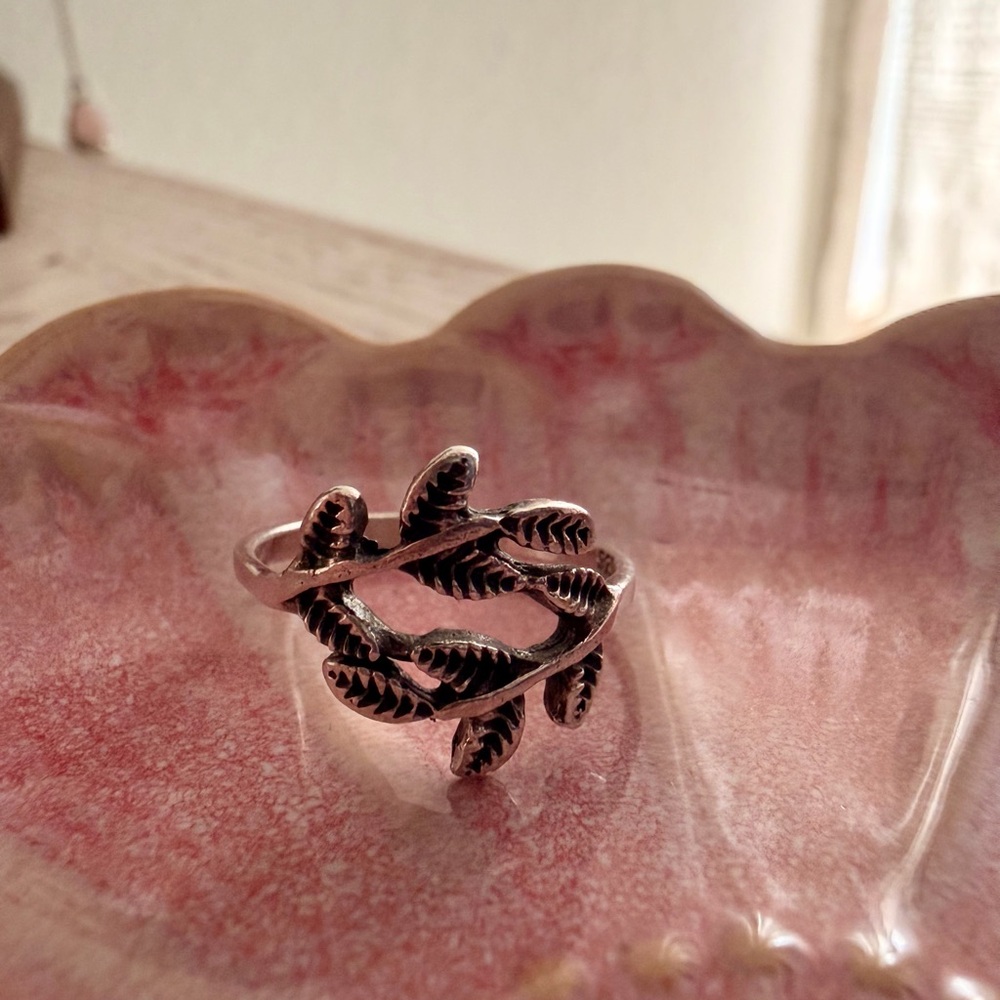 Sterling Silver Leaf Ring